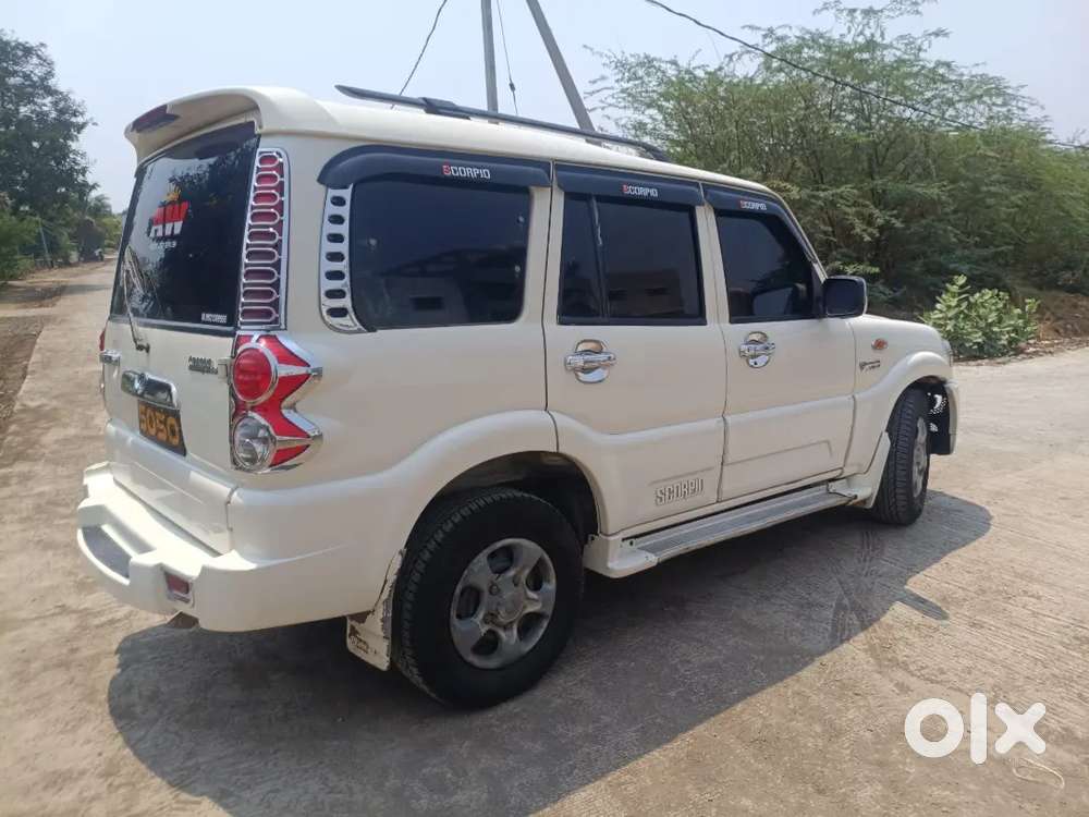 Mahindra Scorpio 2011