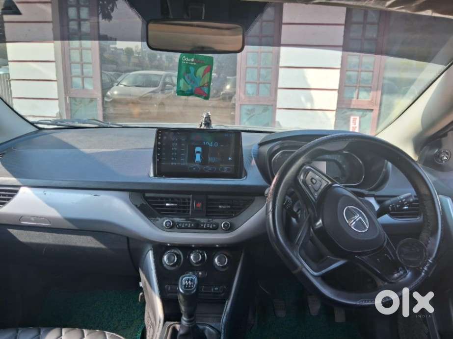 Tata Nexon 1.2 Revotron Xm (s), 2022, Petrol