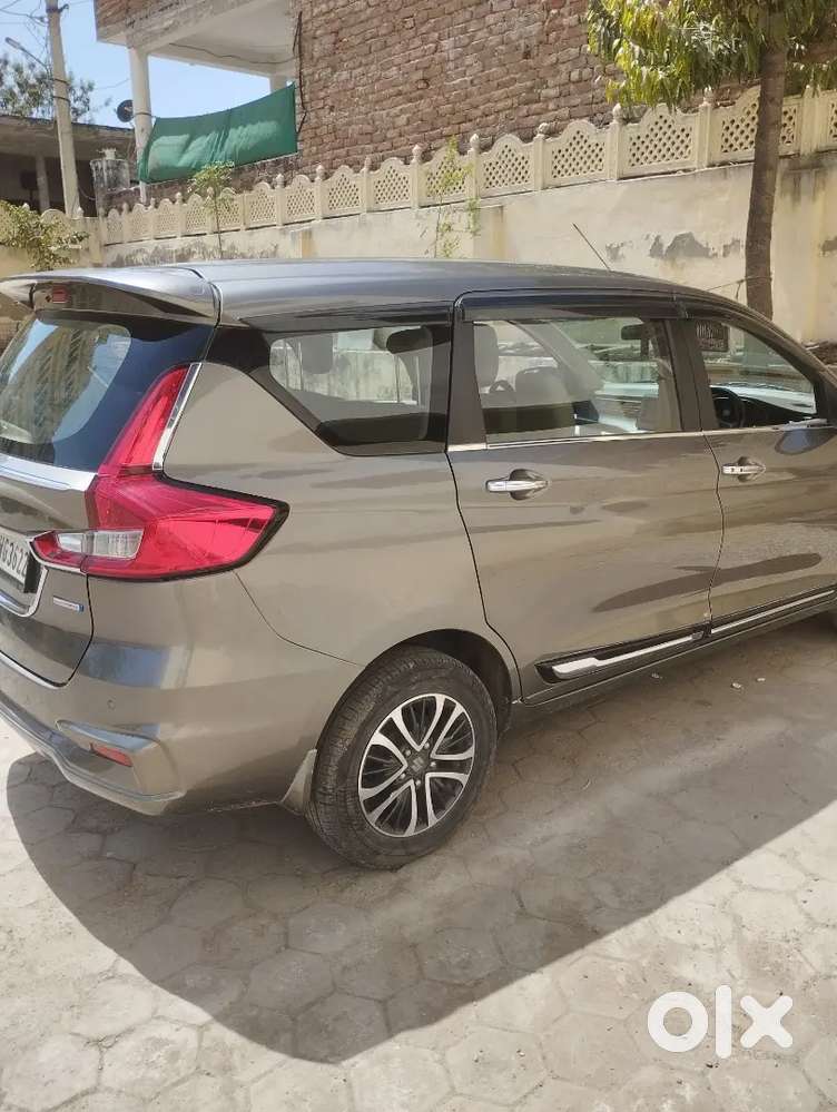 Maruti Suzuki Ertiga 2023 Petrol Well Maintained