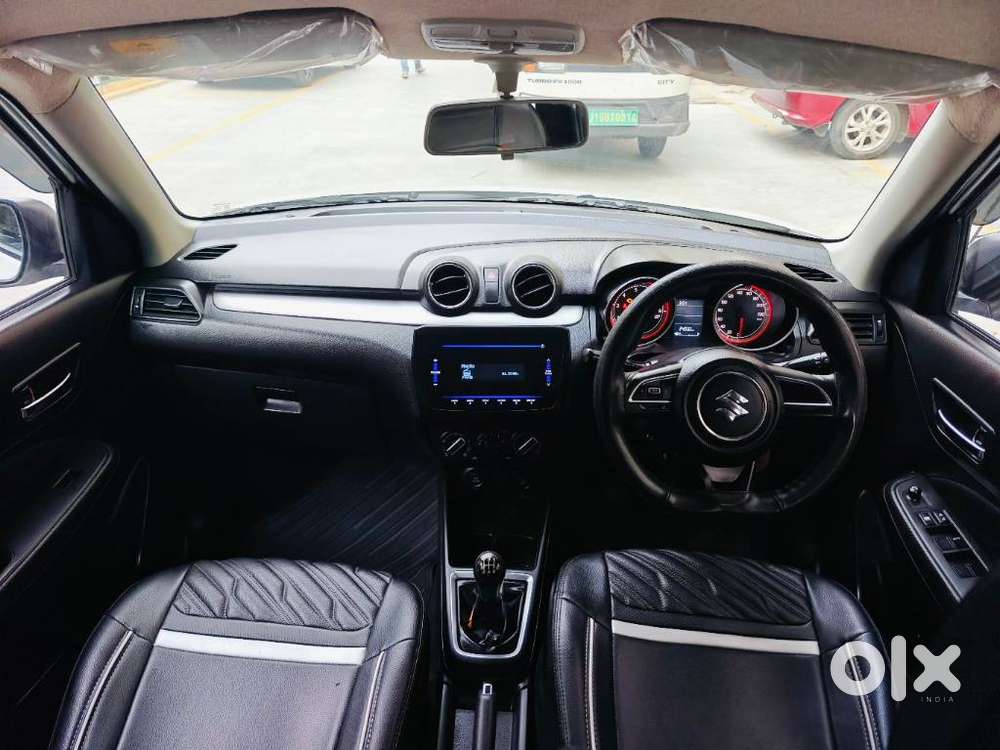 Maruti Suzuki Swift Vxi + Manual, 2022, Petrol