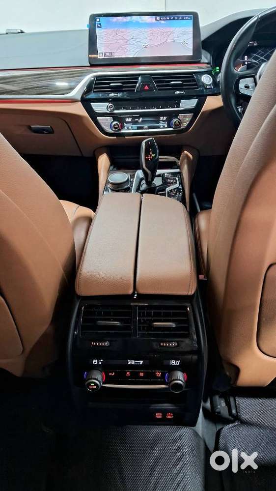 Bmw 5 Series 2.0 520d Luxury Line, 2021, Diesel