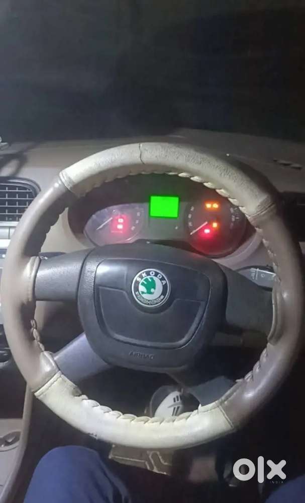 Skoda Rapid Tsi Active 2012