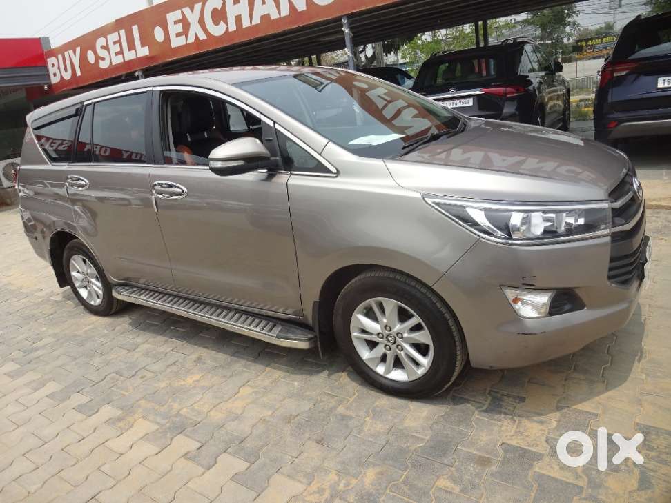 Toyota Innova Crysta 2.8 Gx At, 2016, Diesel