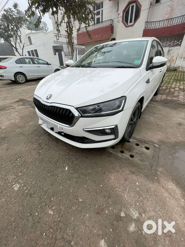 Skoda Slavia 1.5 Tsi Style At, 2023, Petrol
