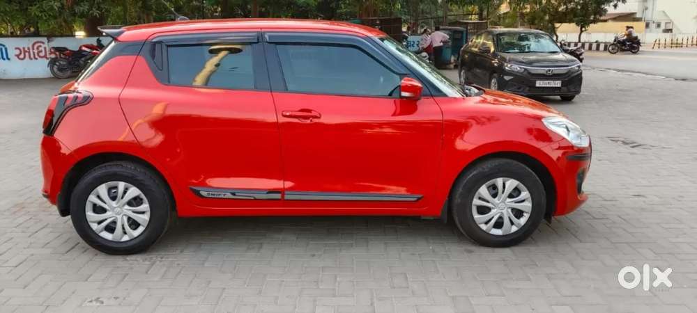 Maruti Suzuki Swift 2018 Vxi, 2022, Petrol