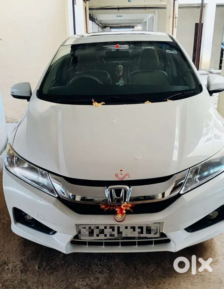 Honda City Zx 2016 Petrol 65000 Km Driven With Sunroof