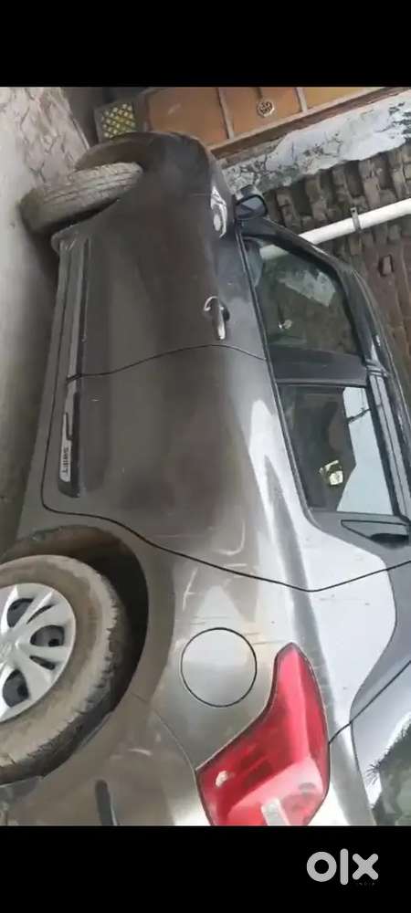 Maruti Suzuki Swift 2023 Petrol Well Maintained