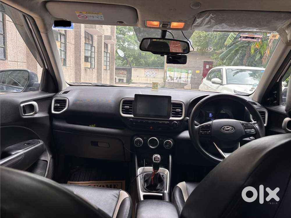 Hyundai Venue Petrol 2019
