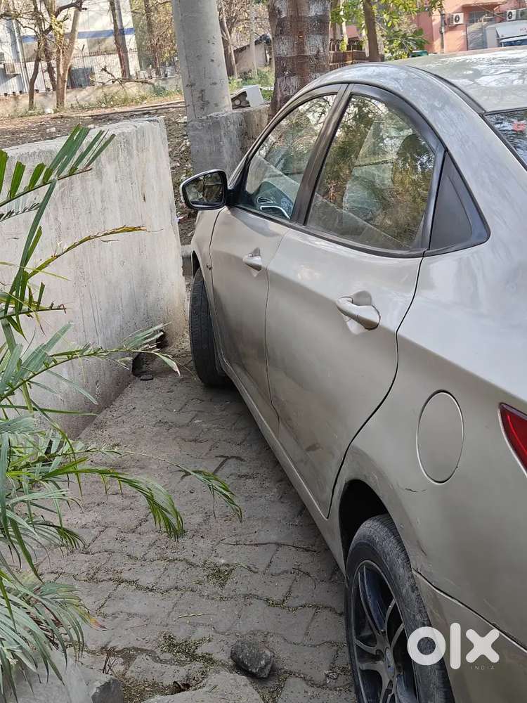 Hyundai Verna 1.6 2012 - Pertol Rocket