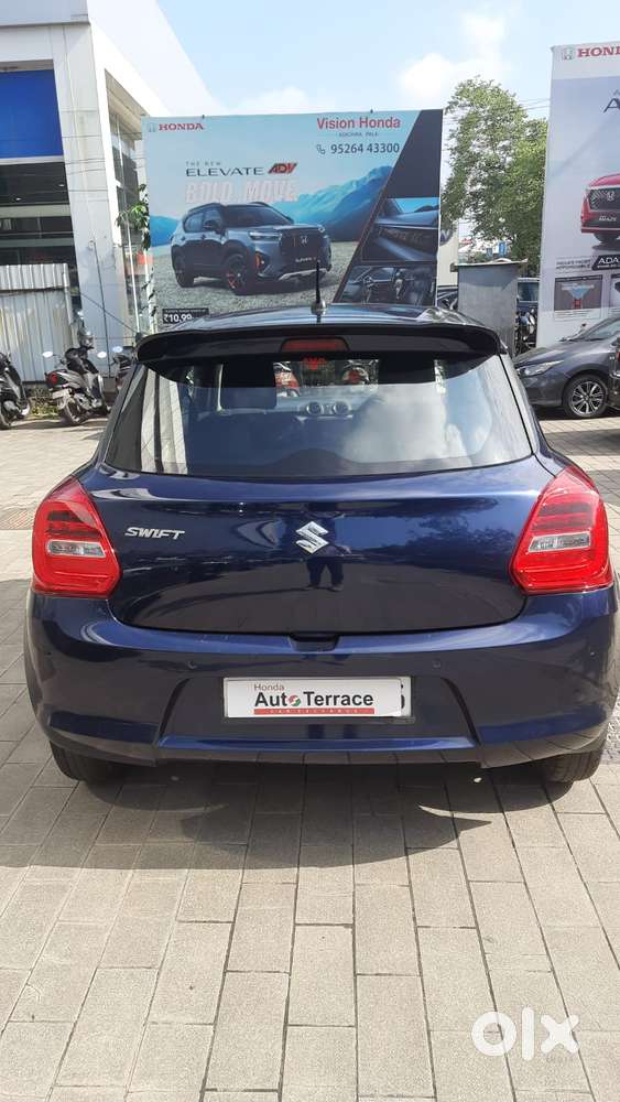 Maruti Suzuki Swift Vxi + Manual, 2021, Petrol