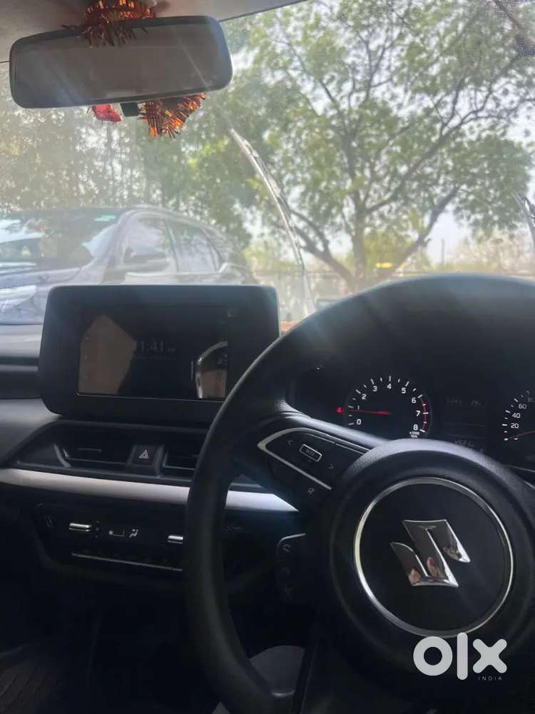 Maruti Suzuki Swift Zxi 2024