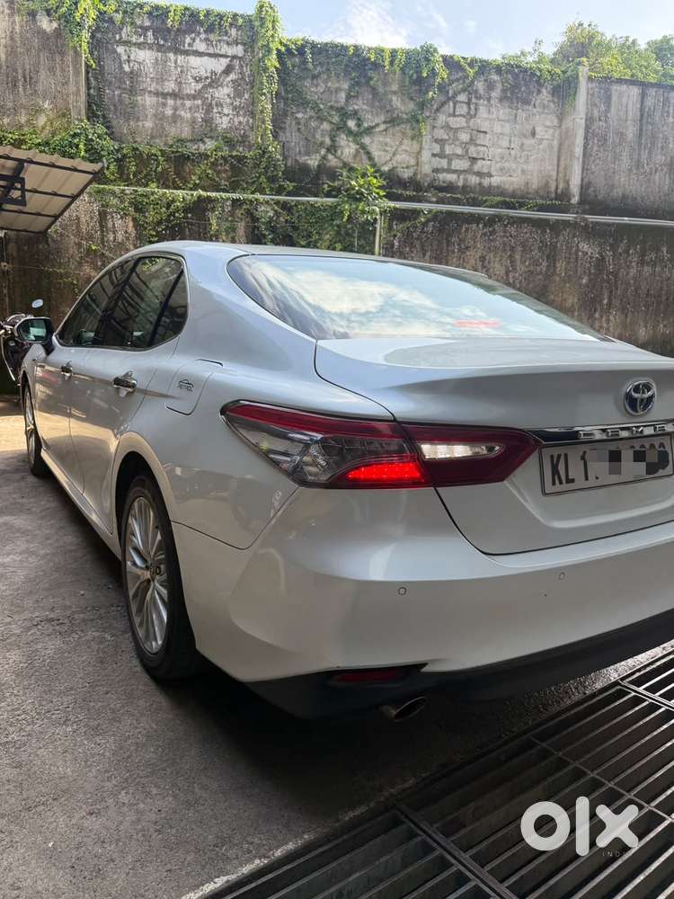 Toyota Camry Hybrid, 2019, Petrol