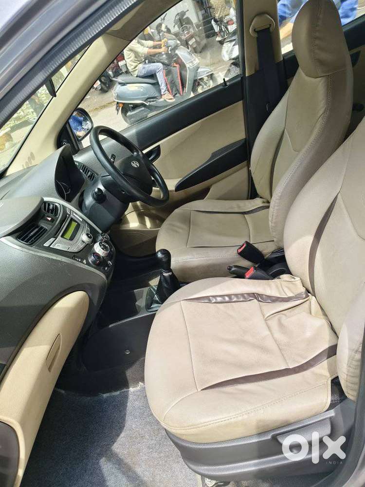 Hyundai Eon Magna +, 2011, Petrol