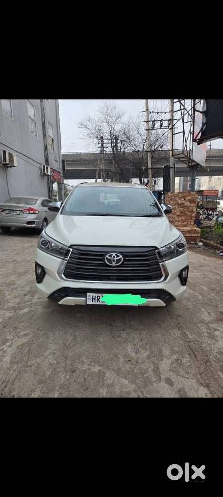 Toyota Innova Crysta 2.8z Automatic, 2021, Diesel