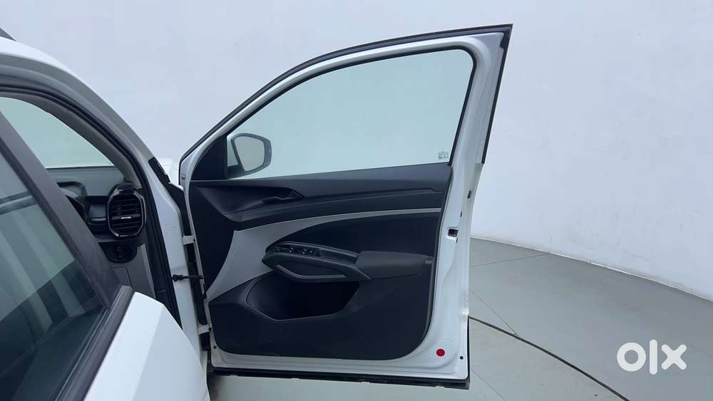 Skoda Kylaq Classic, 2025, Petrol