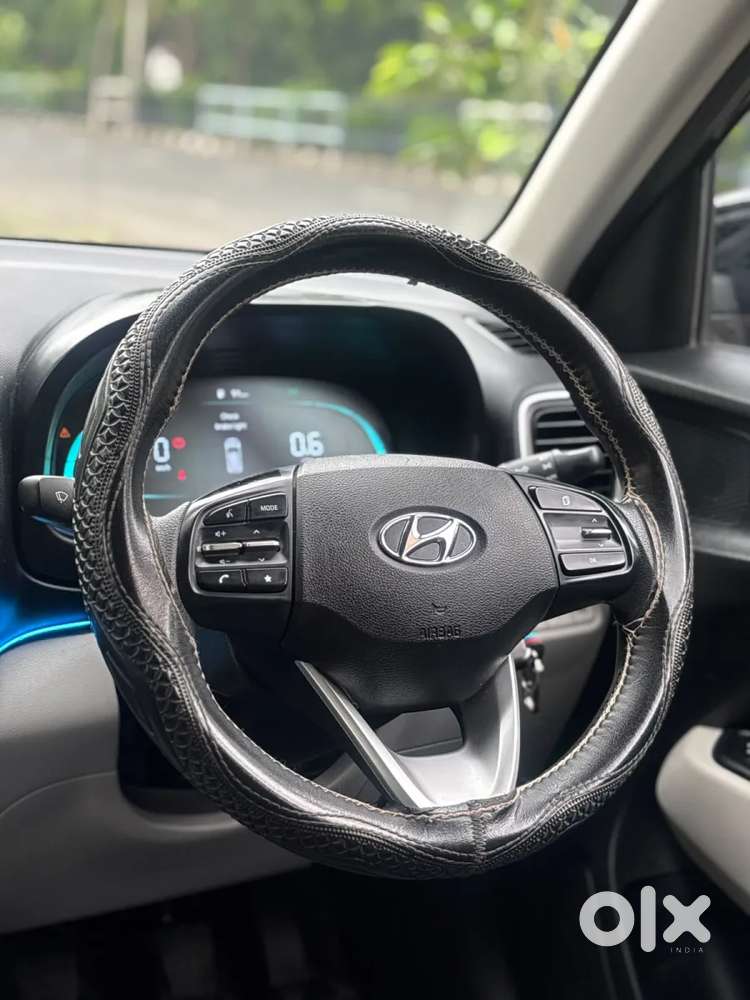 Hyundai Venue Sx, 2022, Petrol
