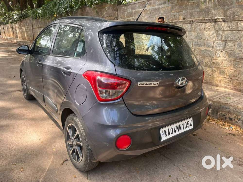 Hyundai Grand I10 Sportz (o) 1.2 At Vtvt, 2019, Petrol
