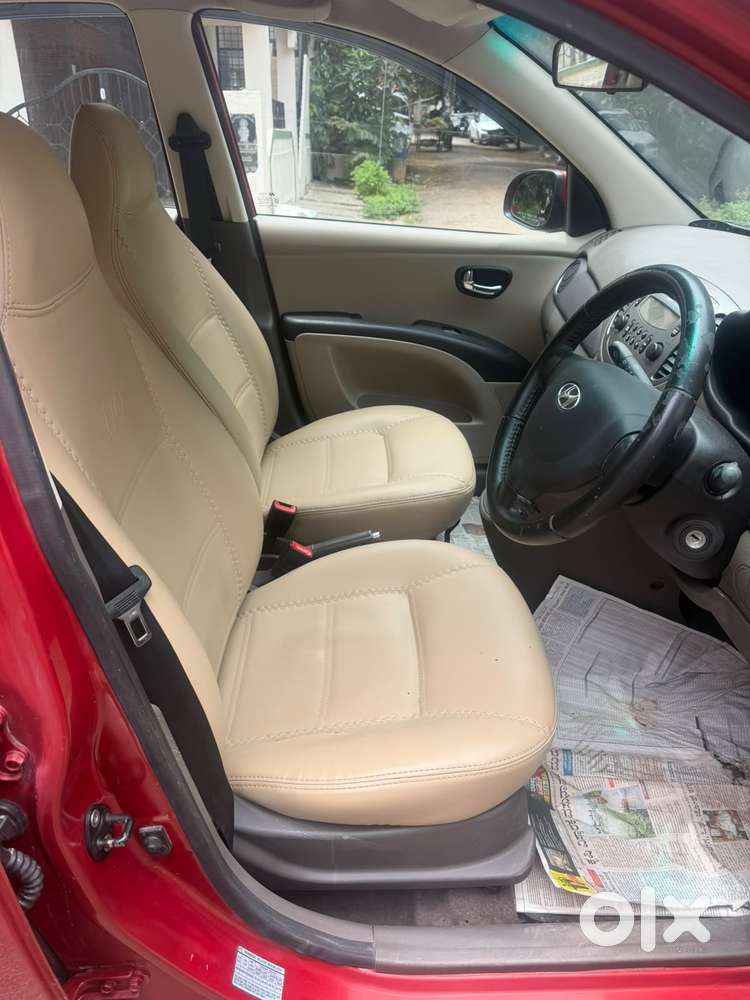 Hyundai I10 Sportz At, 2013, Petrol