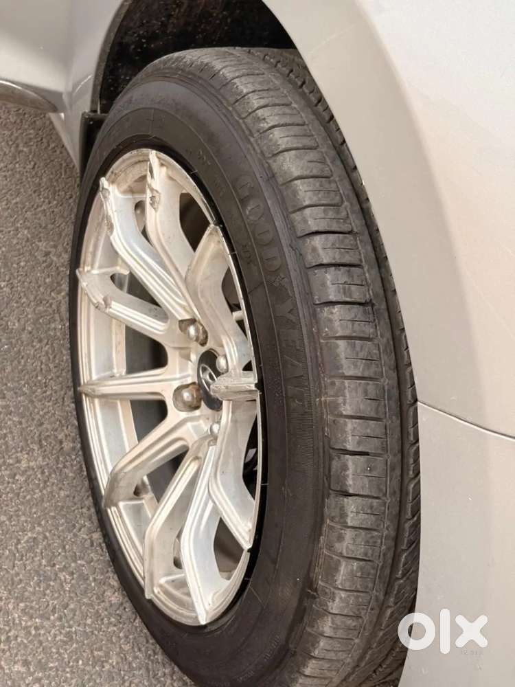 Hyundai Verna 1.6 Sx (o) Vtvt, 2022, Petrol