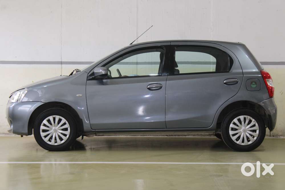 Toyota Etios Liva 2013-2014 G, 2013, Petrol