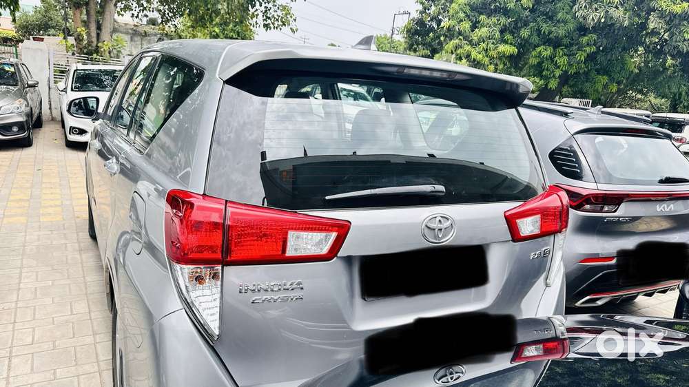 Toyota Innova Crysta 2.8 Gx At 7 Str, 2016, Diesel