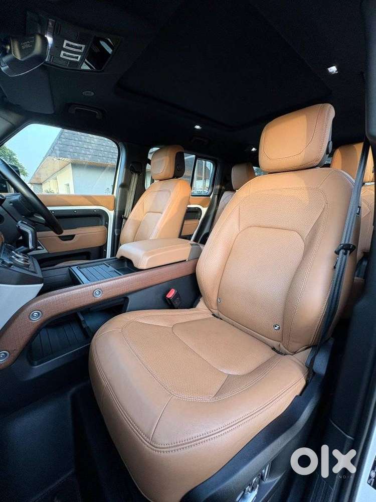 Land Rover Defender 3.0 L 130 Hse, 2023, Diesel
