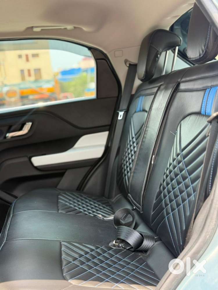 Tata Punch Creative Dual Tone Mt Sunroof, 2023, Diesel