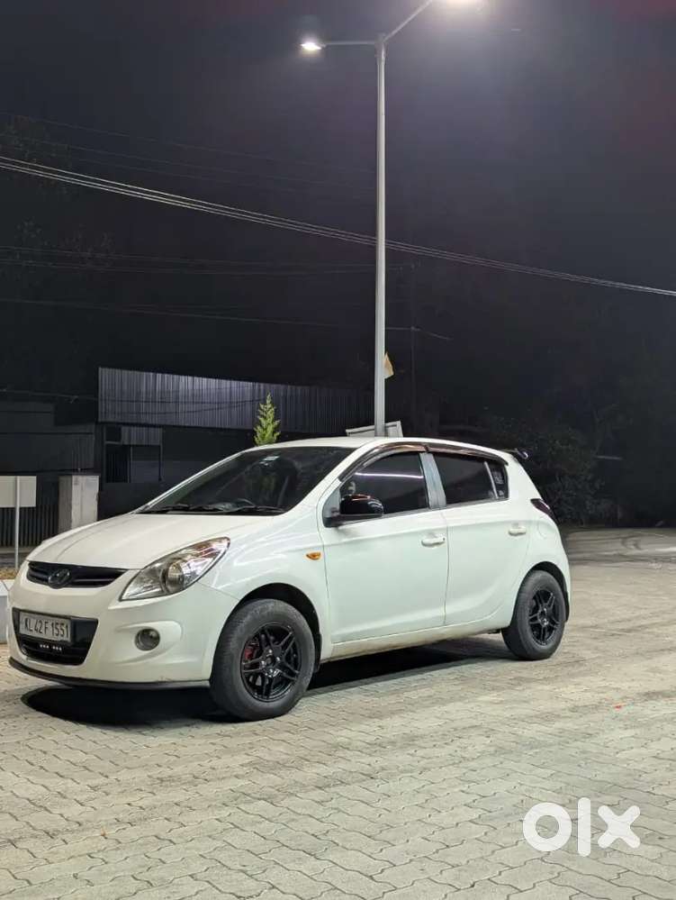 Well Maintained, Fully Painted,hyundai I20 Crdi 2011 Model