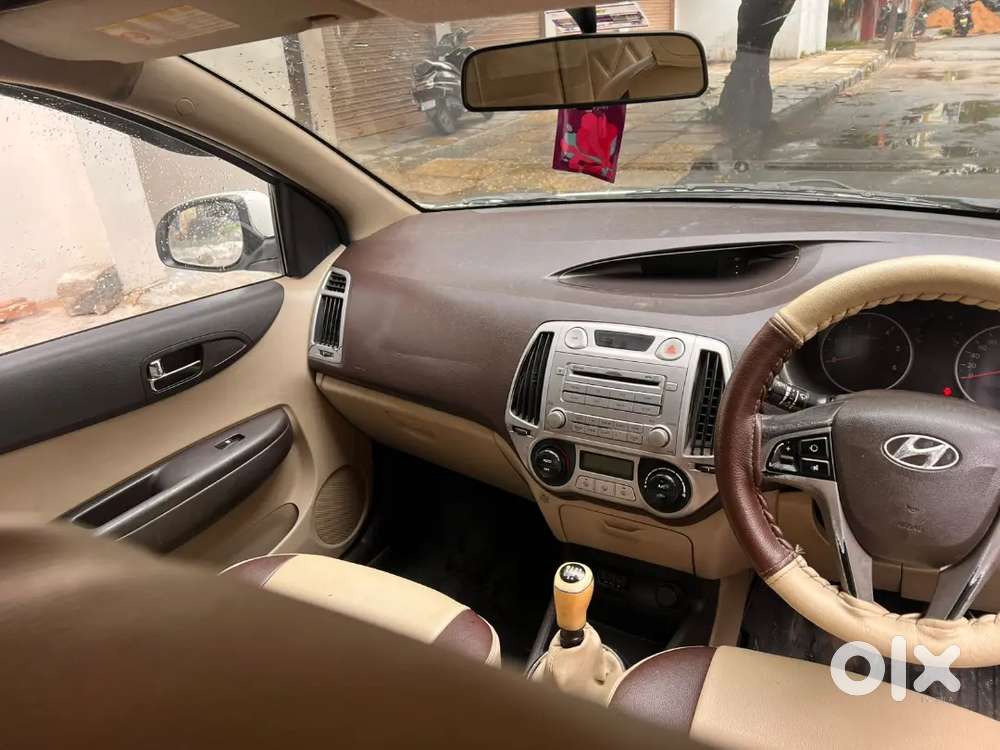 Hyundai I20 Asta 2012