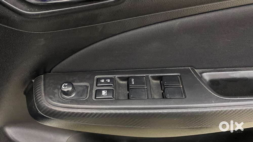 Maruti Suzuki Swift Amt Vxi, 2019, Petrol