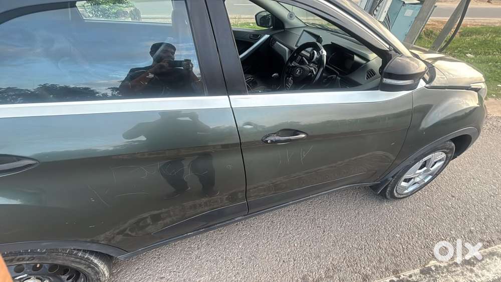 Tata Nexon 2021 Manual Sunroof Good Condition
