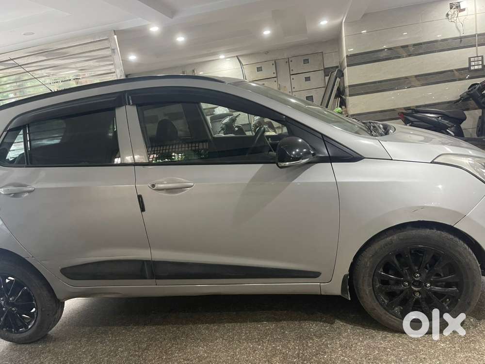 Hyundai Grand I10 Sportz 2015