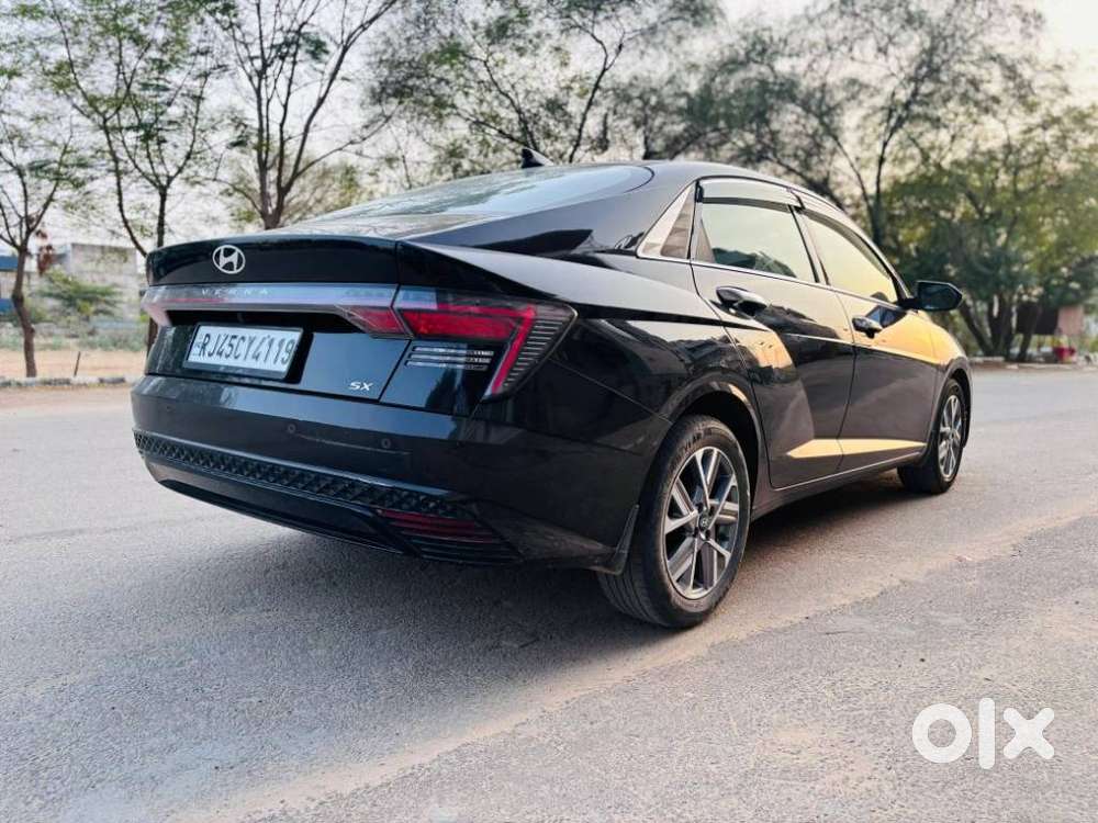 Hyundai Verna, 2023, Petrol