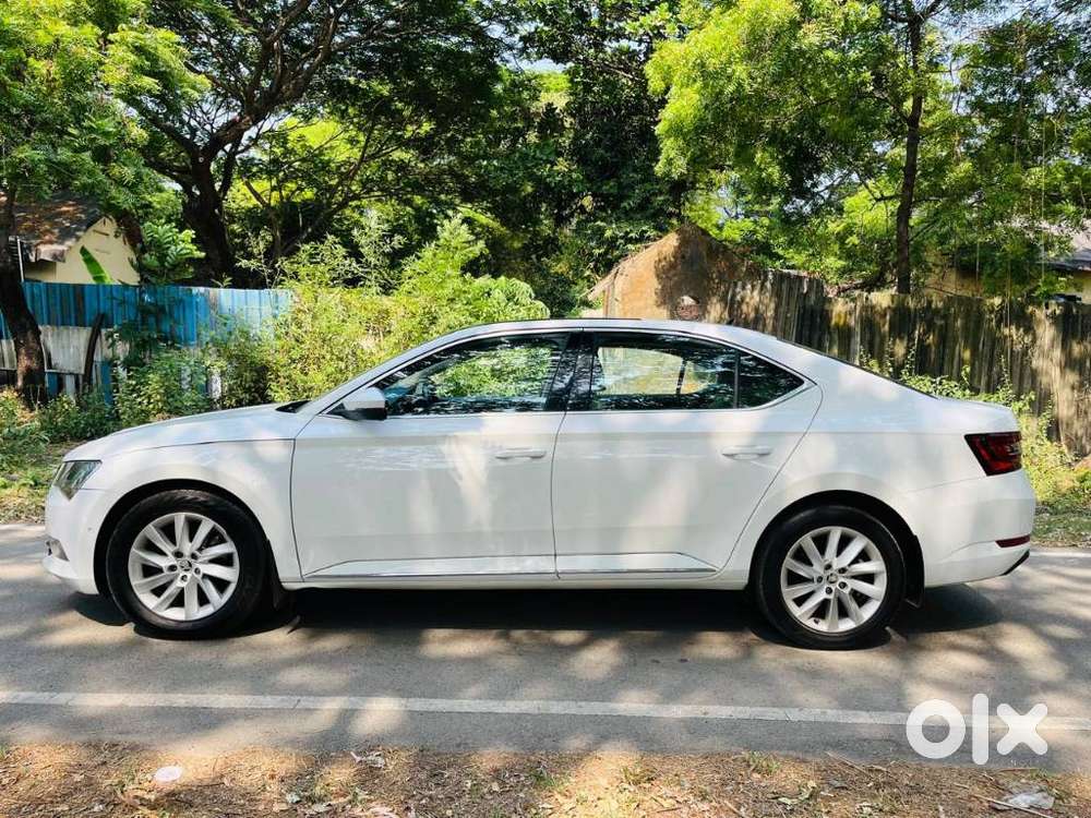 Skoda Superb 2.0 L&k Tsi At, 2018, Petrol