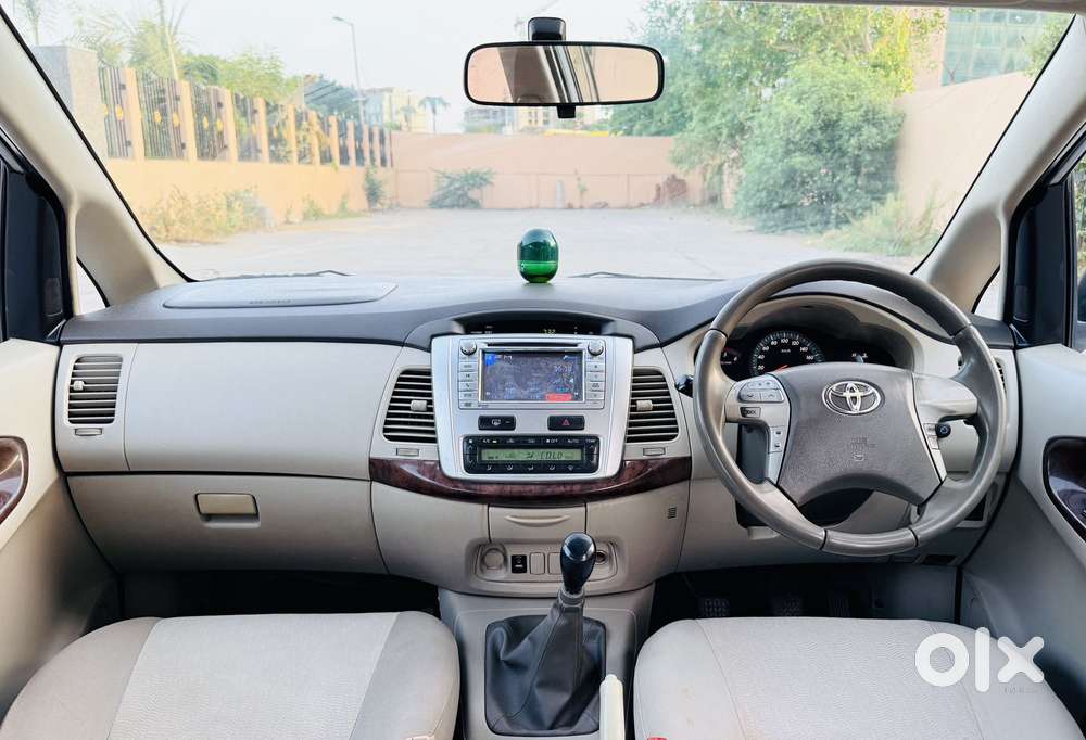 Toyota Innova 2.5 V 7 Str, 2013, Diesel