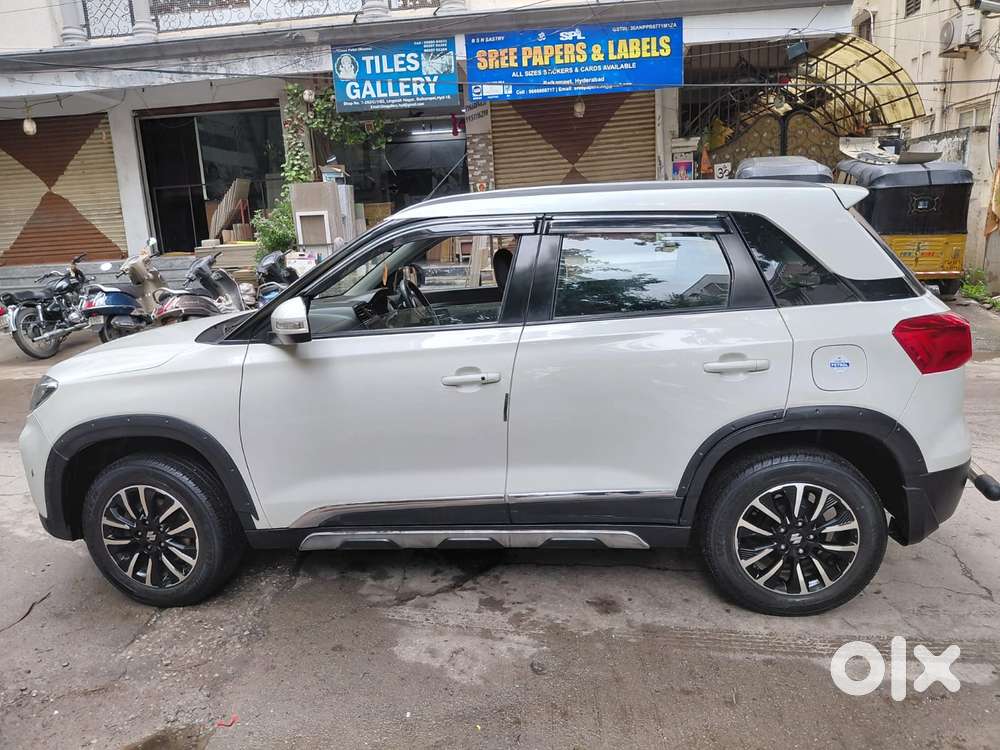 Maruti Suzuki Brezza 1.5 Zxi Plus Smart Hybrid, 2020, Petrol