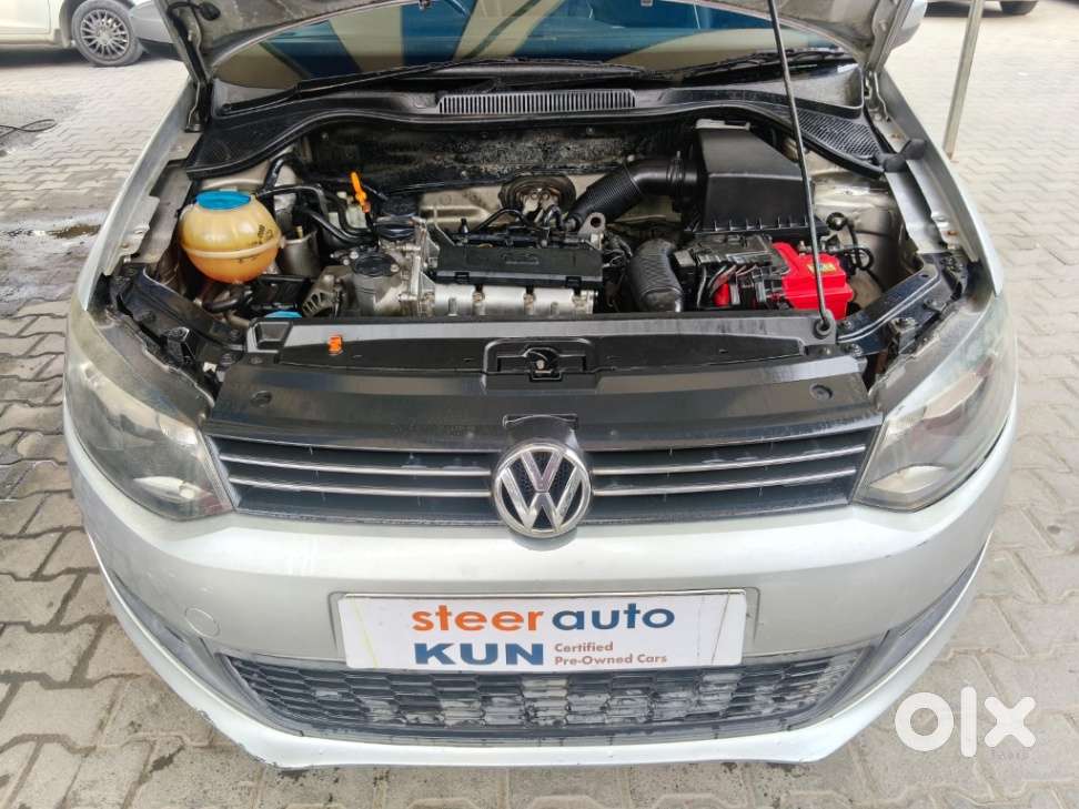 Volkswagen Polo Petrol Highline 1.6l, 2013, Petrol