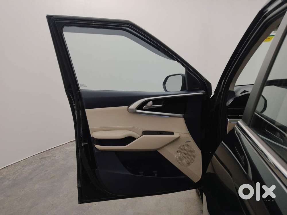 Kia Carens 1.4 Luxury Plus 6 Str, 2022, Petrol