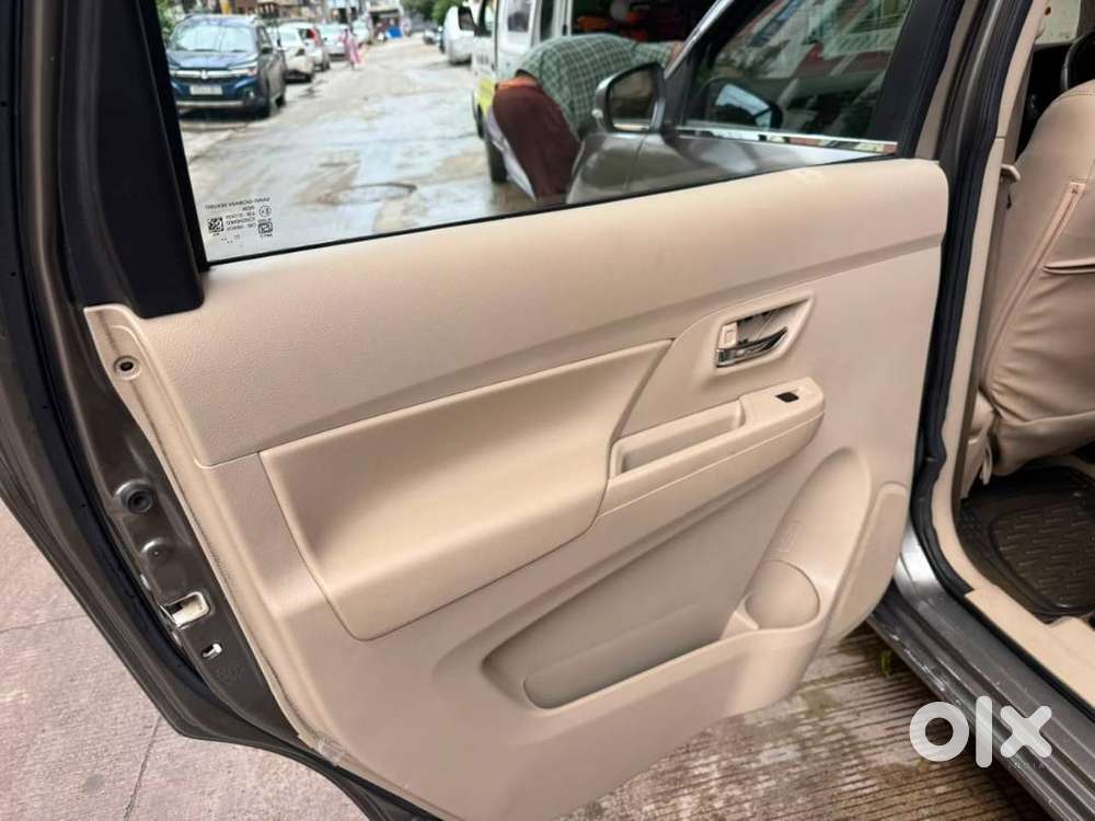 Maruti Suzuki Ertiga 2021 Petrol 50163 Km Driven