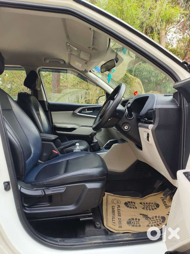 Kia Carens 1.5 Premium 7 Str, 2023, Petrol