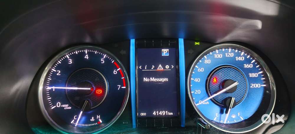 Toyota Fortuner 4x2 At 2.7 Petrol, 2022, Petrol