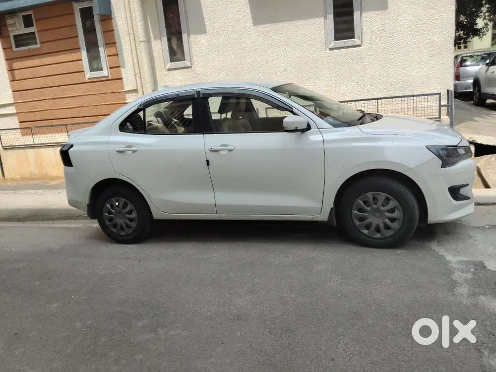 Maruti Suzuki Dzire 2025 Cng & Hybrids 38000 Km Driven