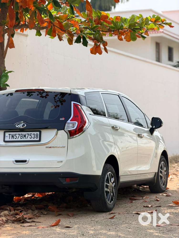 Mahindra Marazzo