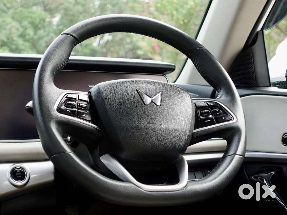 Mahindra Xuv700 2.2 Ax 7 Diesel Mt Str, 2023, Diesel