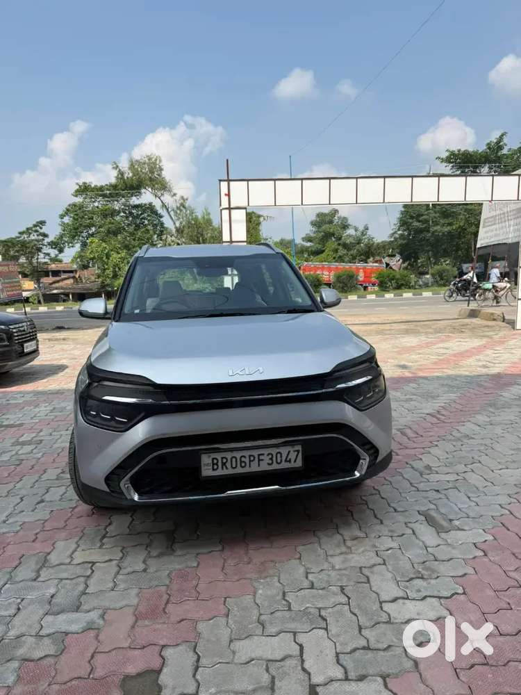 Kia Carens Luxury 2022