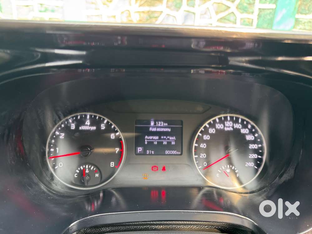 Kia Sonet, 2020, Petrol