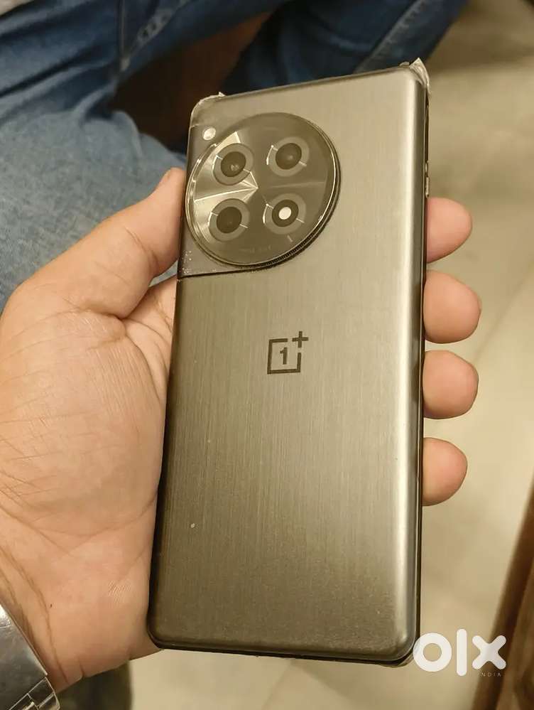 OnePlus 12 (8GB / 256GB)