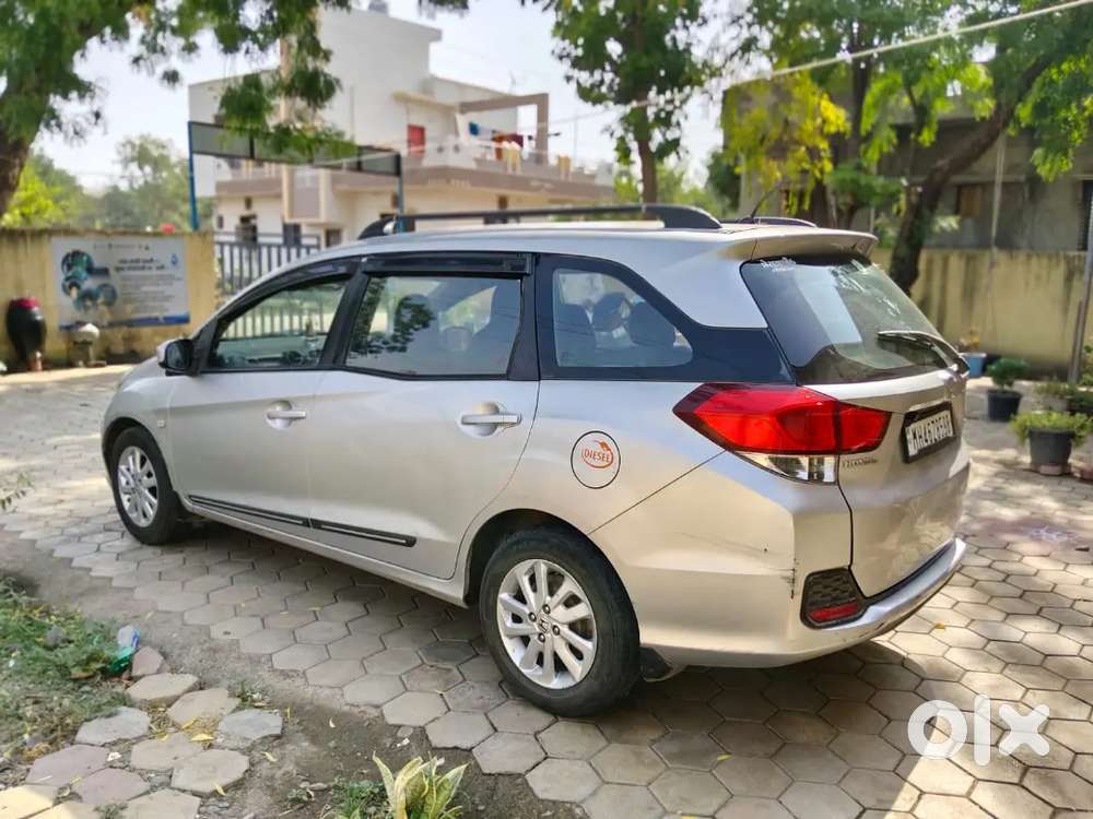 Honda Mobilio 2014 Diesel 200000 Km Driven