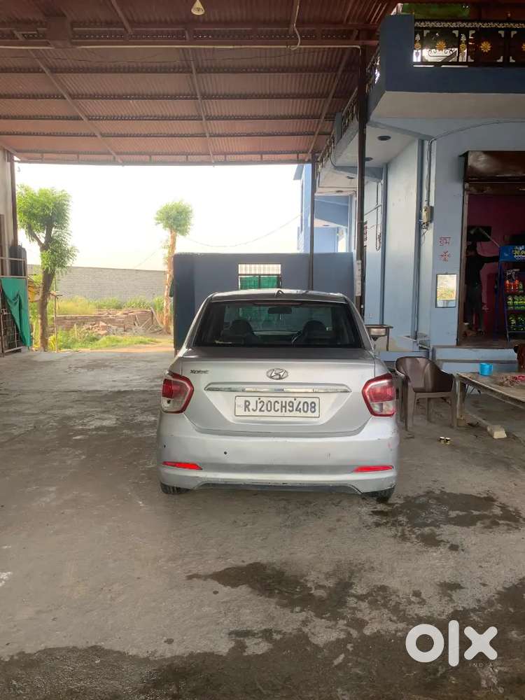 Hyundai Xcent 2016 Diesel Well Maintained