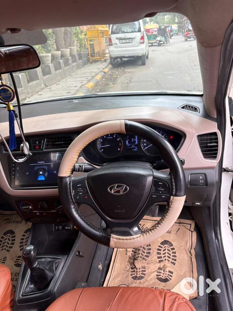 Hyundai 2017 Petrol Car